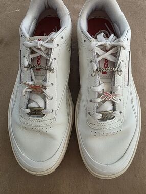 Reebok Womens Classic Off White Platform Leather Sneakers